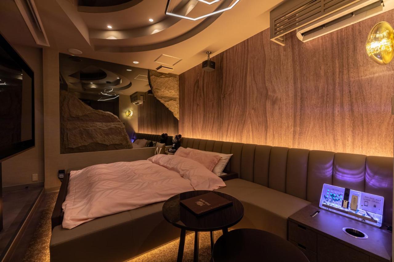 Love hotel Design W Zip Club (adults Only)